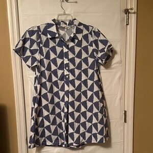 JODIFL Blue and White Patterned Top